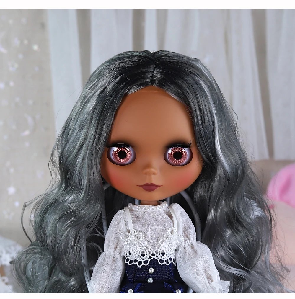 Aria – Premium Custom Neo Blythe Doll with Silver Hair, Dark Skin & Matte Cute Face 4