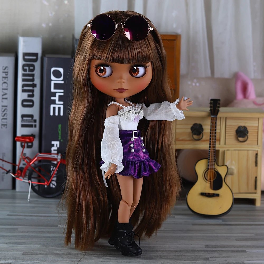 Isabetta – Premium Custom Neo Blythe Doll with Brown Hair, Dark Skin & Matte Cute Face Brown hair Cute face Dark skin Matte face Isabetta – Premium Custom Neo Blythe Doll with Brown Hair, Dark Skin & Matte Cute Face Brown hair Cute face Dark skin Matte face