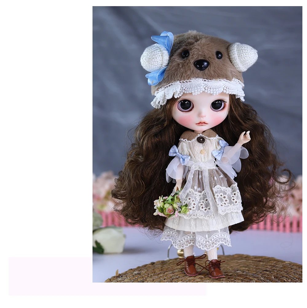 Neo Blythe Doll Brown White Lace Dress with Bear Cap & Socks 3