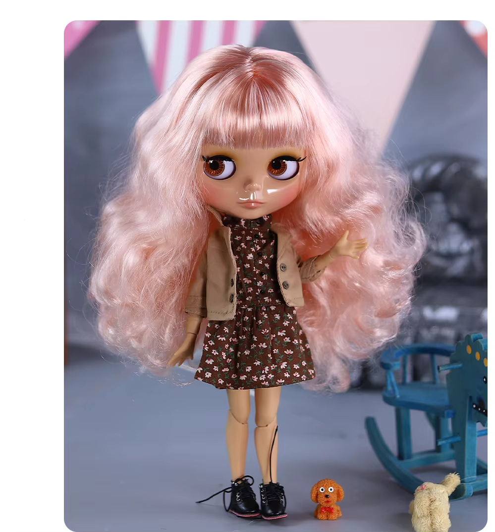 Martha – Premium Custom Neo Blythe Doll with Pink Hair, Tan Skin & Shiny Cute Face 4