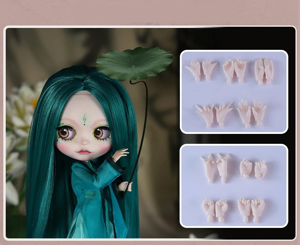Michelle – Premium Custom Neo Blythe Doll with Green Hair, White Skin & Matte Cute Face 1