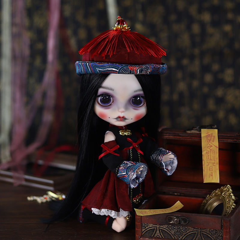 Mary – Premium Custom Neo Blythe Doll with Black Hair, White Skin & Matte Cute Face 4