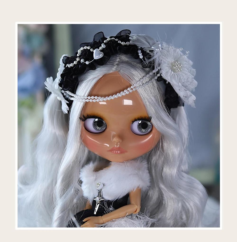 Neo Blythe Doll with Silver Hair, Tan Skin, Shiny Cute Face & Custom Jointed Body 2