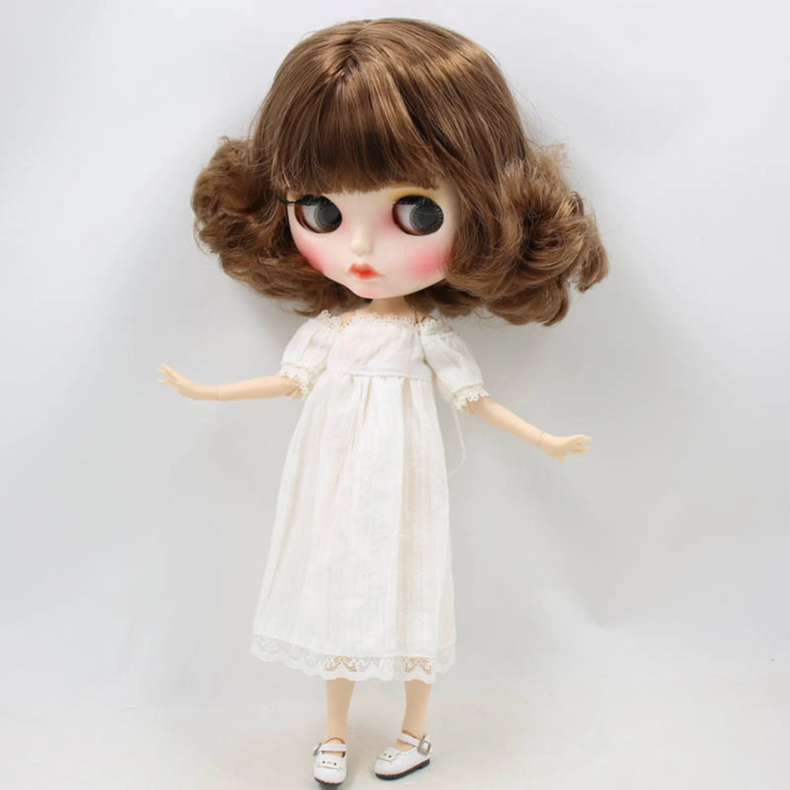 Azalea - Premium Custom Neo Blythe Doll with Brown Hair White Skin Matte Pouty Face1 Azalea - Premium Custom Neo Blythe Doll with Brown Hair White Skin Matte Pouty Face 1