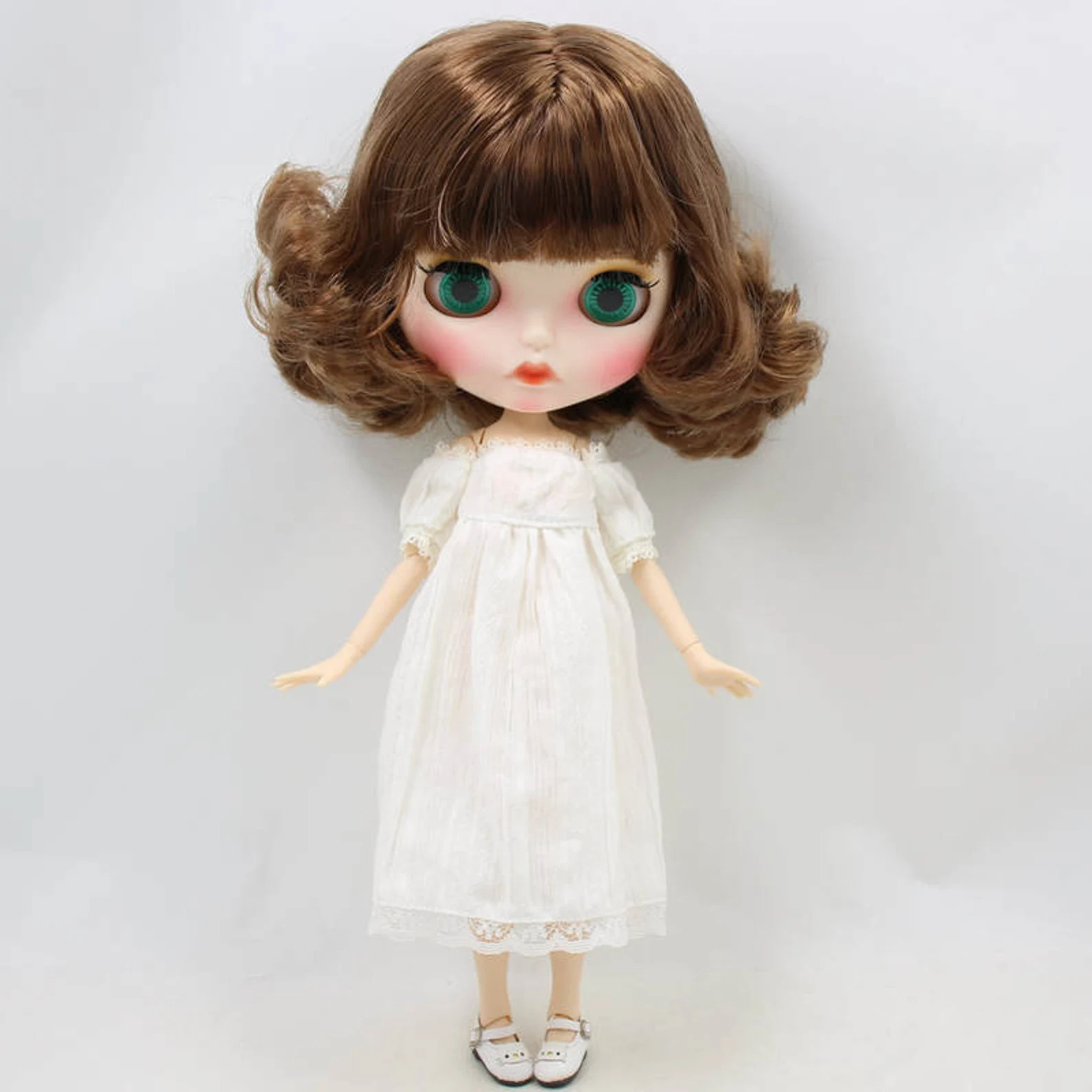 Azalea - Premium Custom Neo Blythe Doll with Brown Hair White Skin Matte Pouty Face2 Azalea - Premium Custom Neo Blythe Doll with Brown Hair White Skin Matte Pouty Face 2