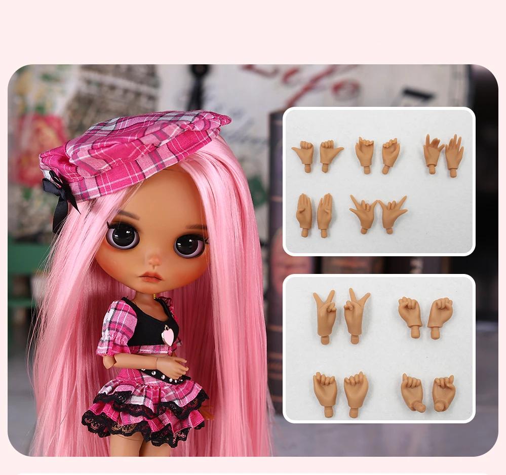 Elsie – Premium Custom Neo Blythe Doll with Pink Hair, Tan Skin & Matte Cute Face 2