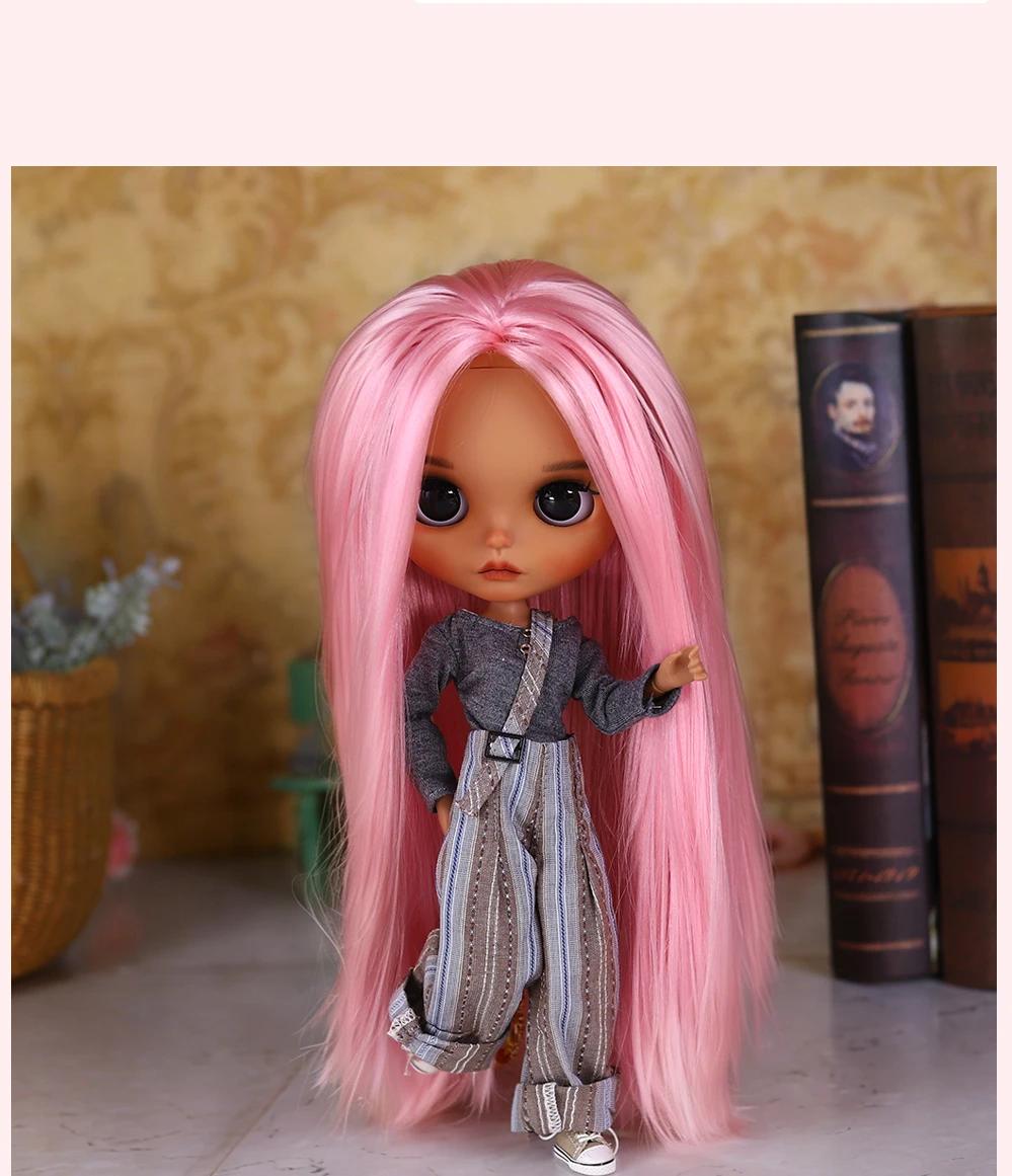 Elsie – Premium Custom Neo Blythe Doll with Pink Hair, Tan Skin & Matte Cute Face 9