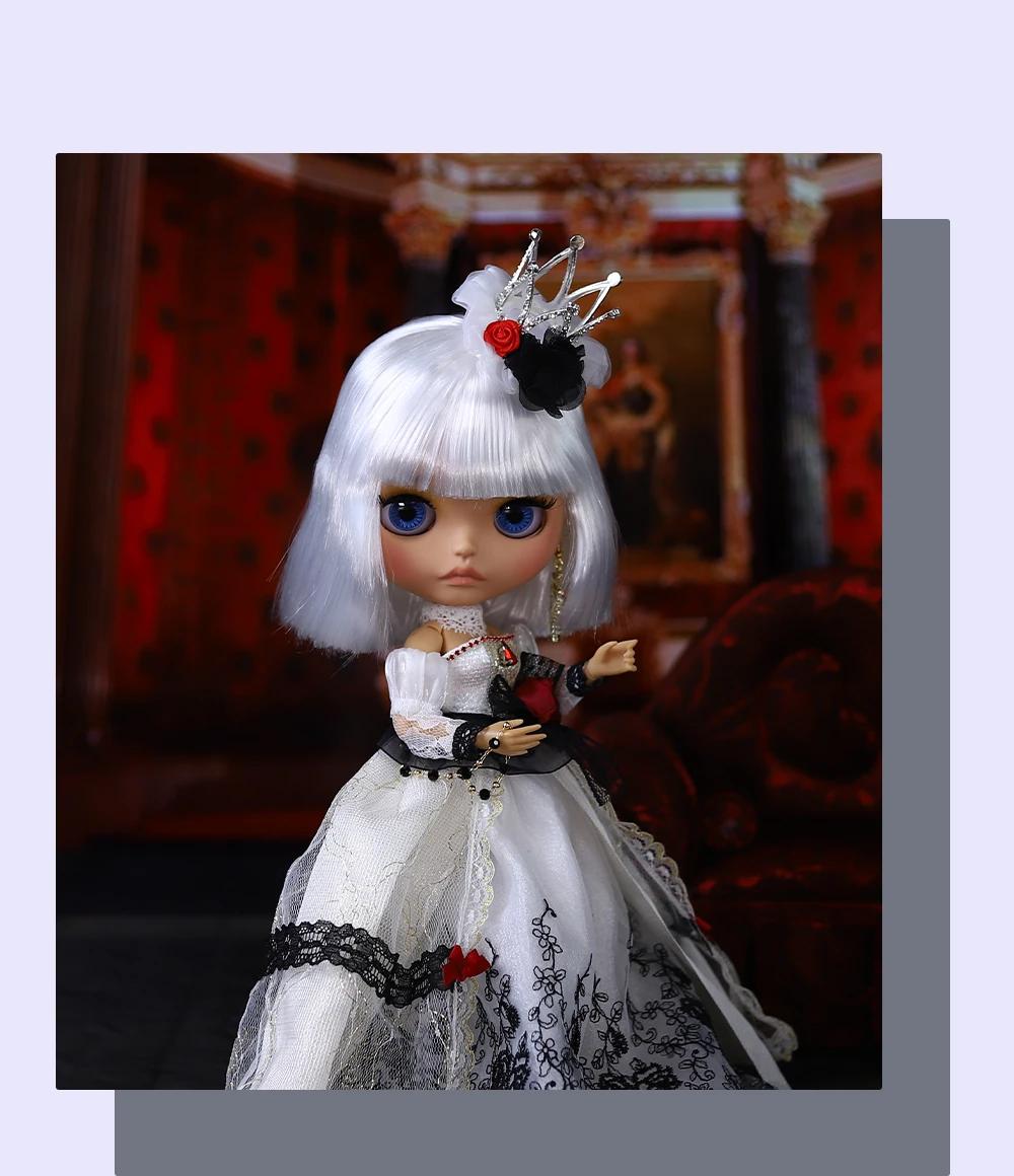 Neo Blythe Doll with Silver Hair, Tan Skin, Matte Cute Face & Custom Jointed Body Neo Blythe Doll with Silver Hair, Tan Skin, Matte Cute Face & Custom Jointed Body