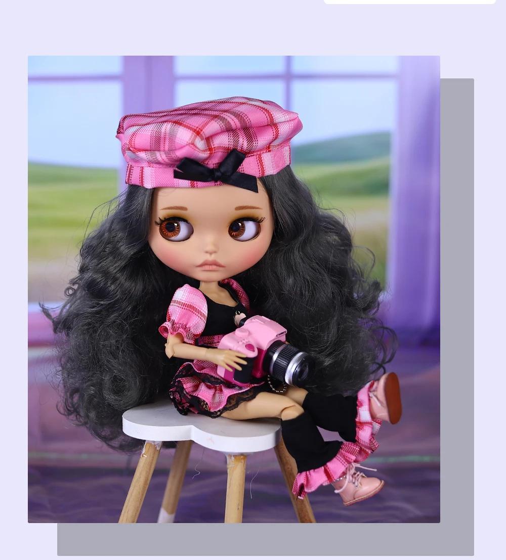 Neo Blythe Doll with Silver Hair, Tan Skin, Matte Cute Face & Custom Jointed Body 3 Neo Blythe Doll with Silver Hair, Tan Skin, Matte Cute Face & Custom Jointed Body 3