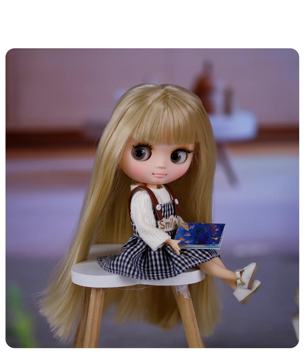 Middie Blythe Doll Gingham Smile Overall Dress 1 Middie Blythe Doll Gingham Smile Overall Dress 1